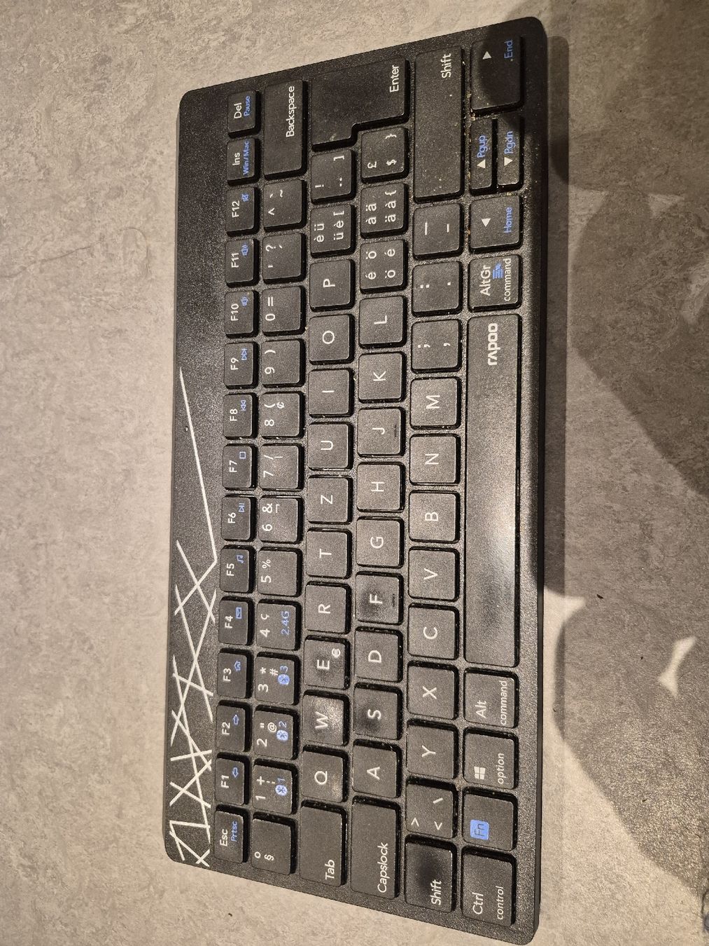 Claviers: 2 PC Tastaturen Blootood  – D'occasion à Oberegg par kev_58s7 2