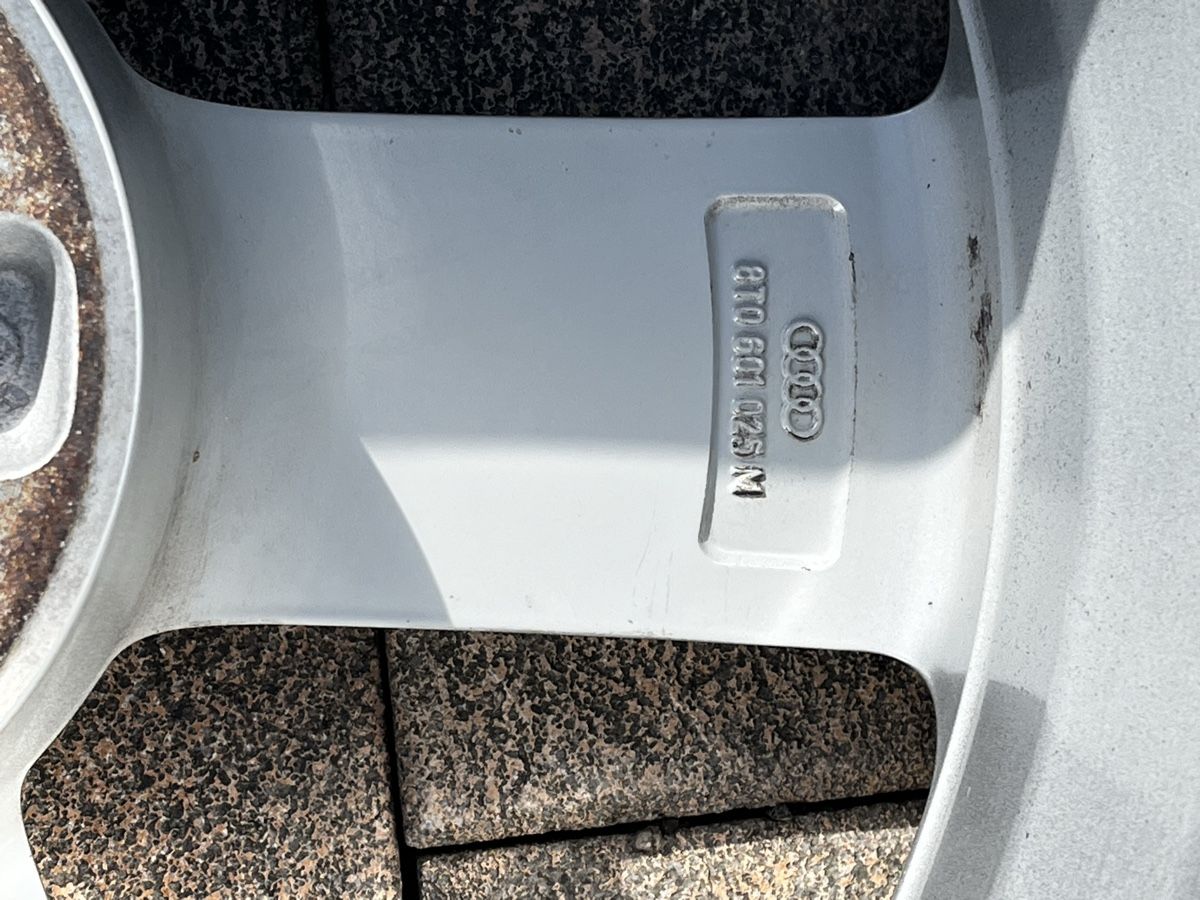 Audi Pneumatici & Ruote complete: 4 Original 18 Zoll Audifelgen – Usato da Widnau venduto da Albert6162 2