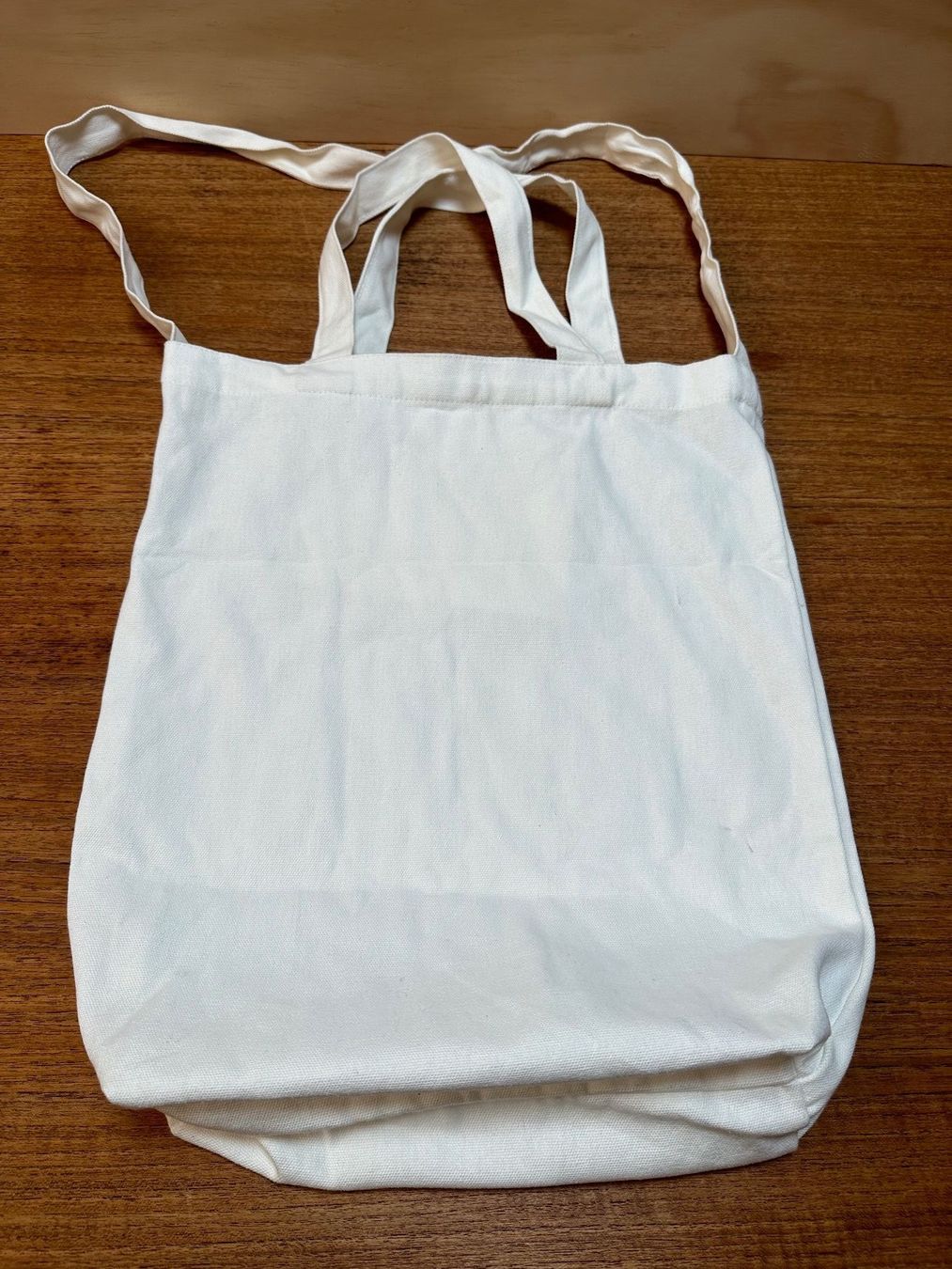 Taschen für Damen: Tasche "The Female Explorer" – Gebraucht aus Zürich von Mas7 1