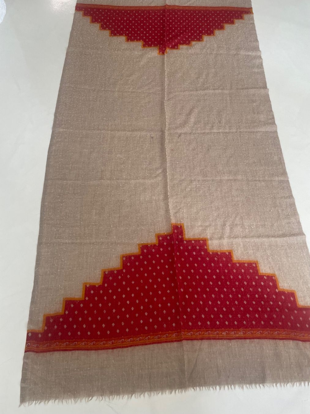 Foulard & Sciarpe: Sciarpa pregiata in seta e lana 200 cm x 95 – Usato da Minusio venduto da Pink222