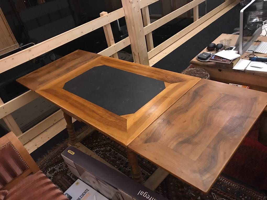 Tables: Sehr alter Bauernschiefertisch – D'occasion à Lengnau BE par Swiiity 3