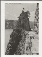 AK 1923 Partie an Axenstrasse von  Grand Hotel Brunnen
