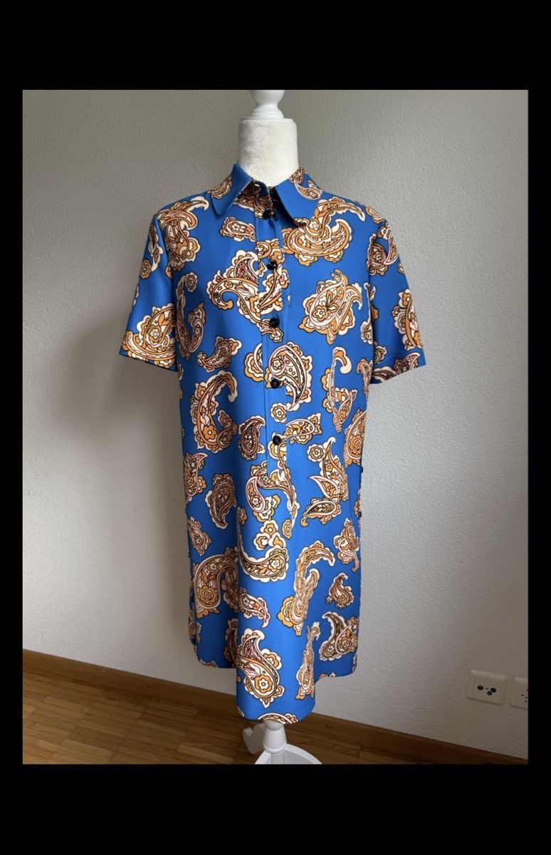 Gucci Kleider: Gucci garden Gr.44 IT / L – Neu und originalverpackt aus Pfäffikon SZ von EMMA0111