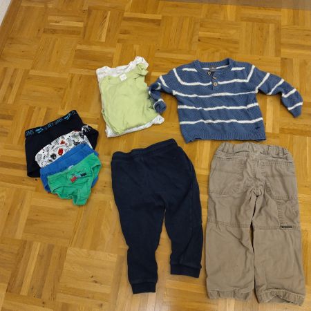 Kleiderpaket für Jungs, Grösse 98/104