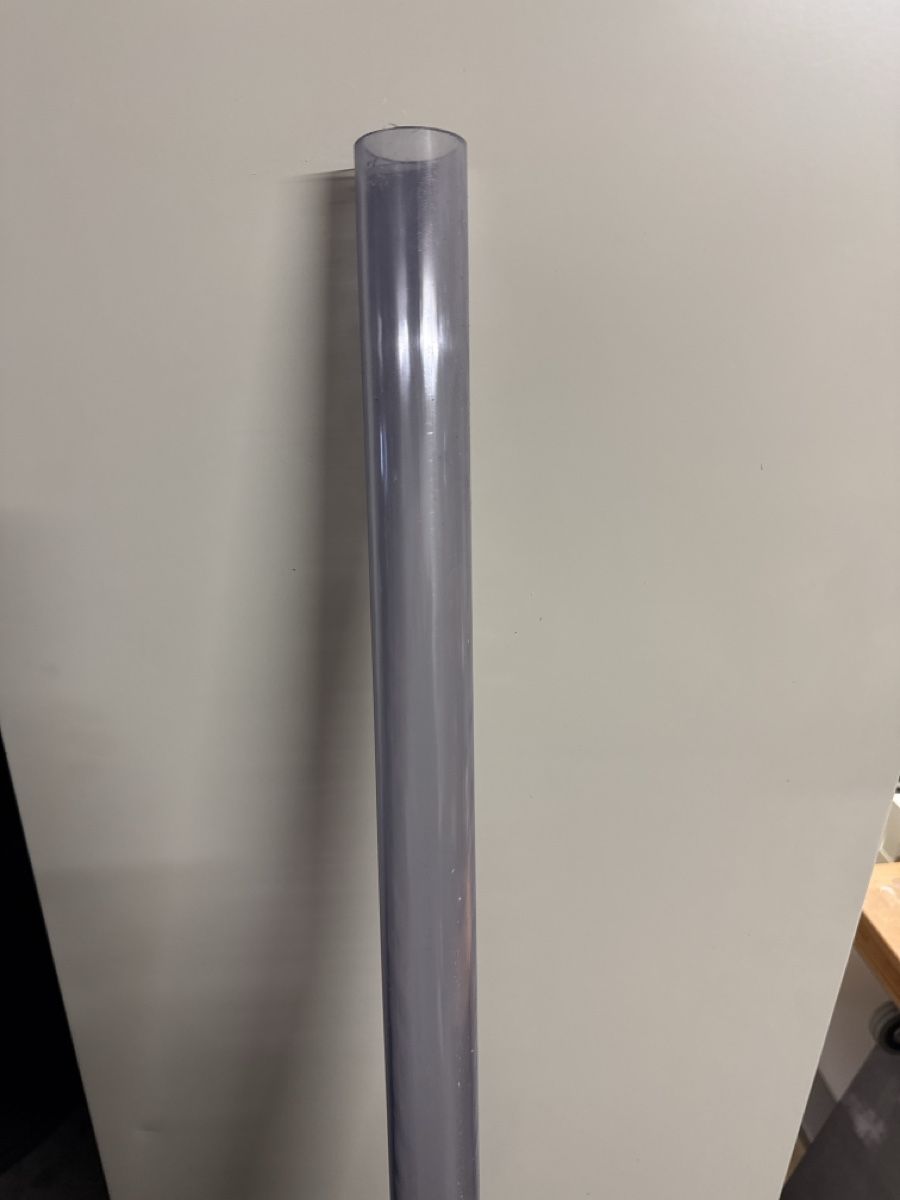 Piatti di portata: 1 Stück Plexiglasrohr transparent,  170x4cm – Usato da Effretikon venduto da a.husejni01 2