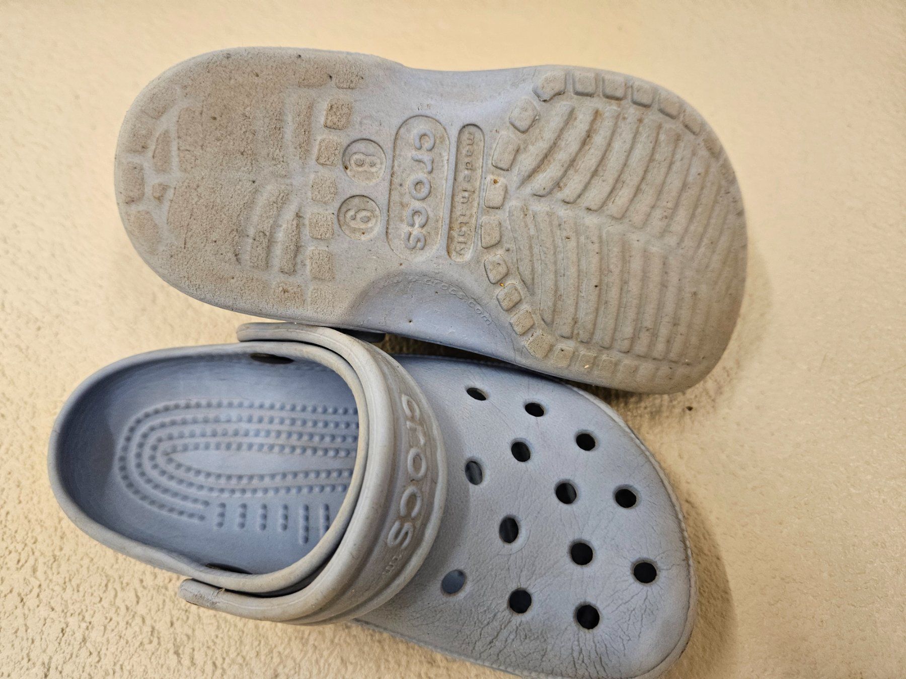 Chaussures garçon: Crocs Gr. 24-26 – D'occasion à Herrliberg par Jummi 3