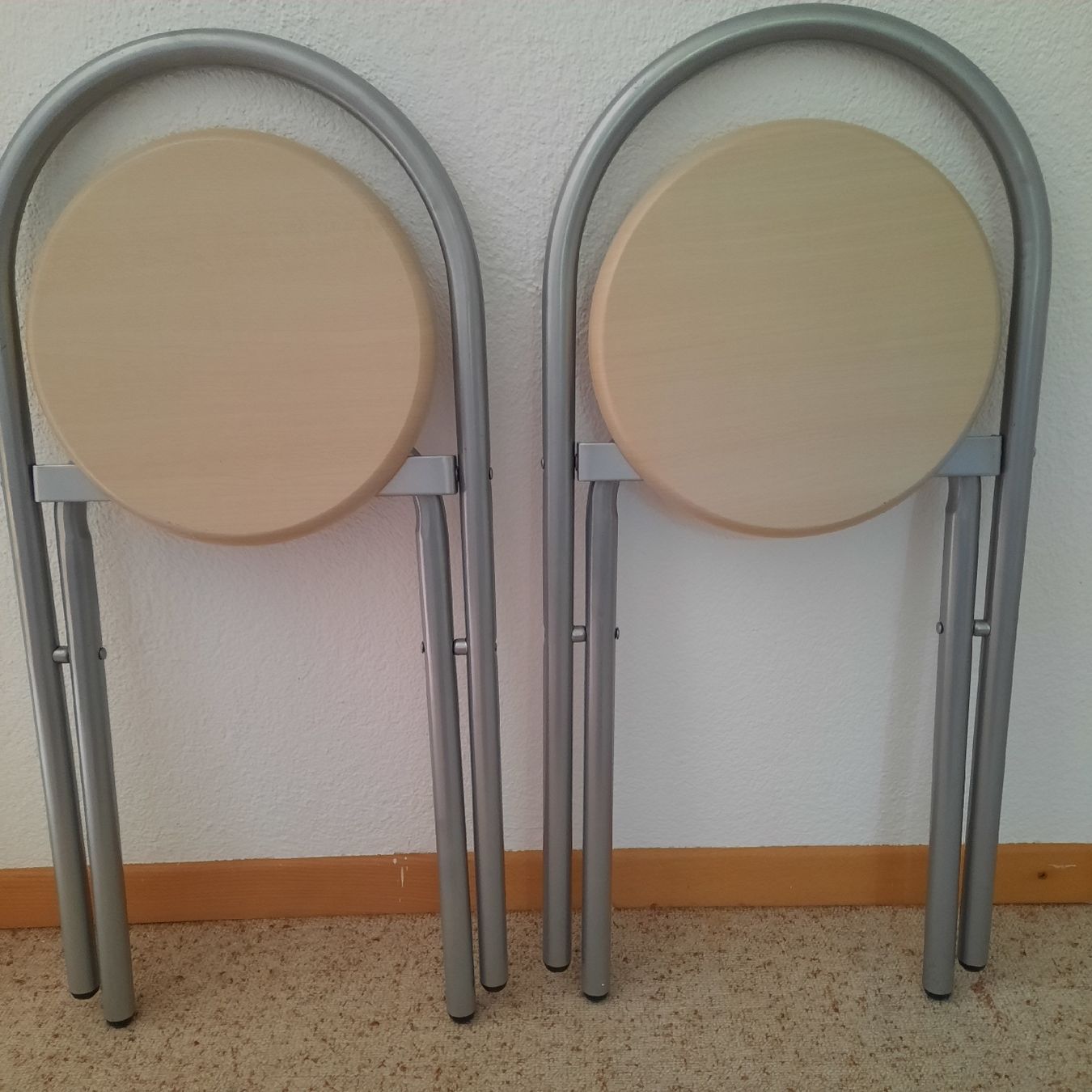 Sgabelli: Klapphocker rund hell, 2 Stk – Usato da olten venduto da Laterne50