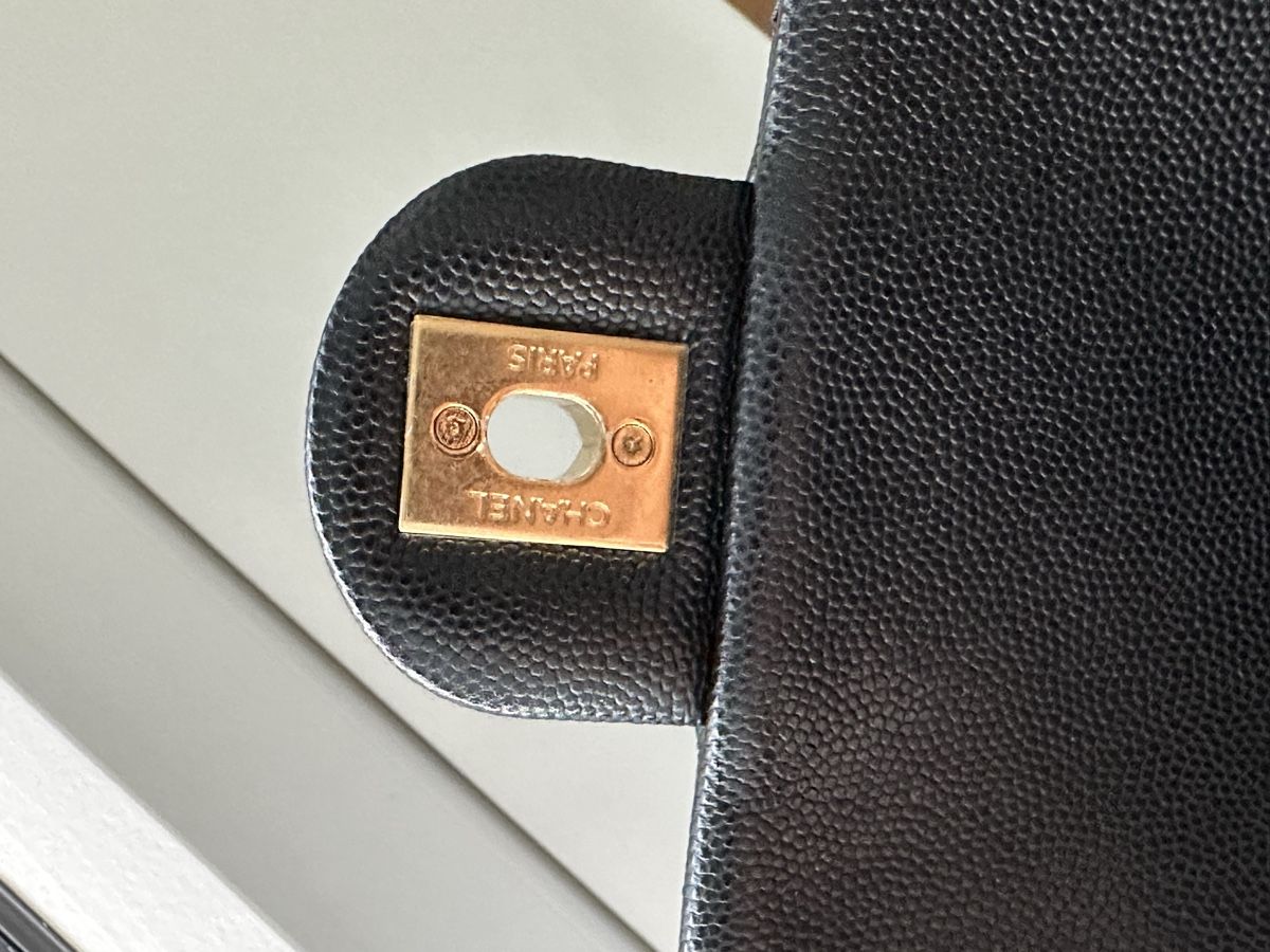 Chanel Taschen für Damen: Chanel small Tasche  – Gebraucht aus Neuhausen von ann_t9kn 4