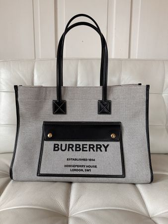 Burberry Freya Tote Bag large