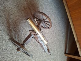 Modellkanone mit Holz und Messing, gebraucht, Dekoration