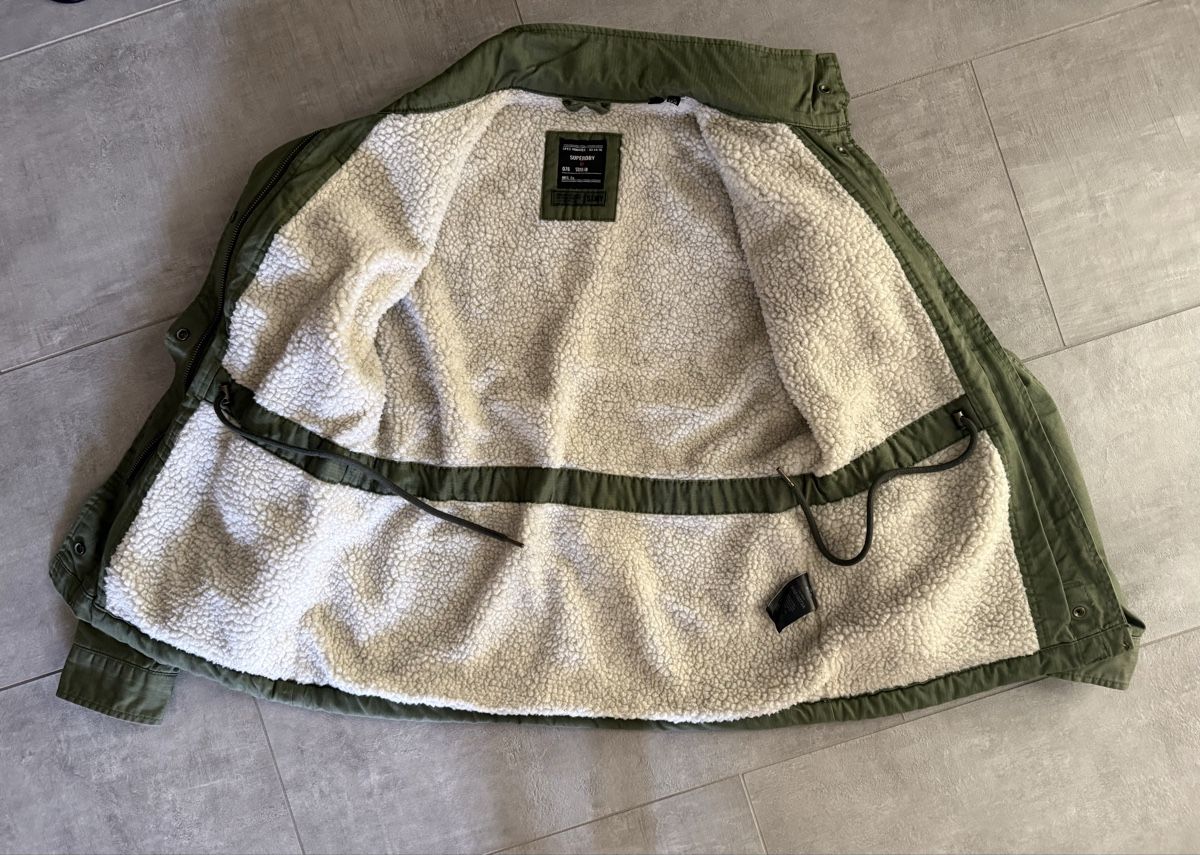 Superdry Giacche: Jacke von Superdry – Usato da Zürich venduto da hafnersh 3