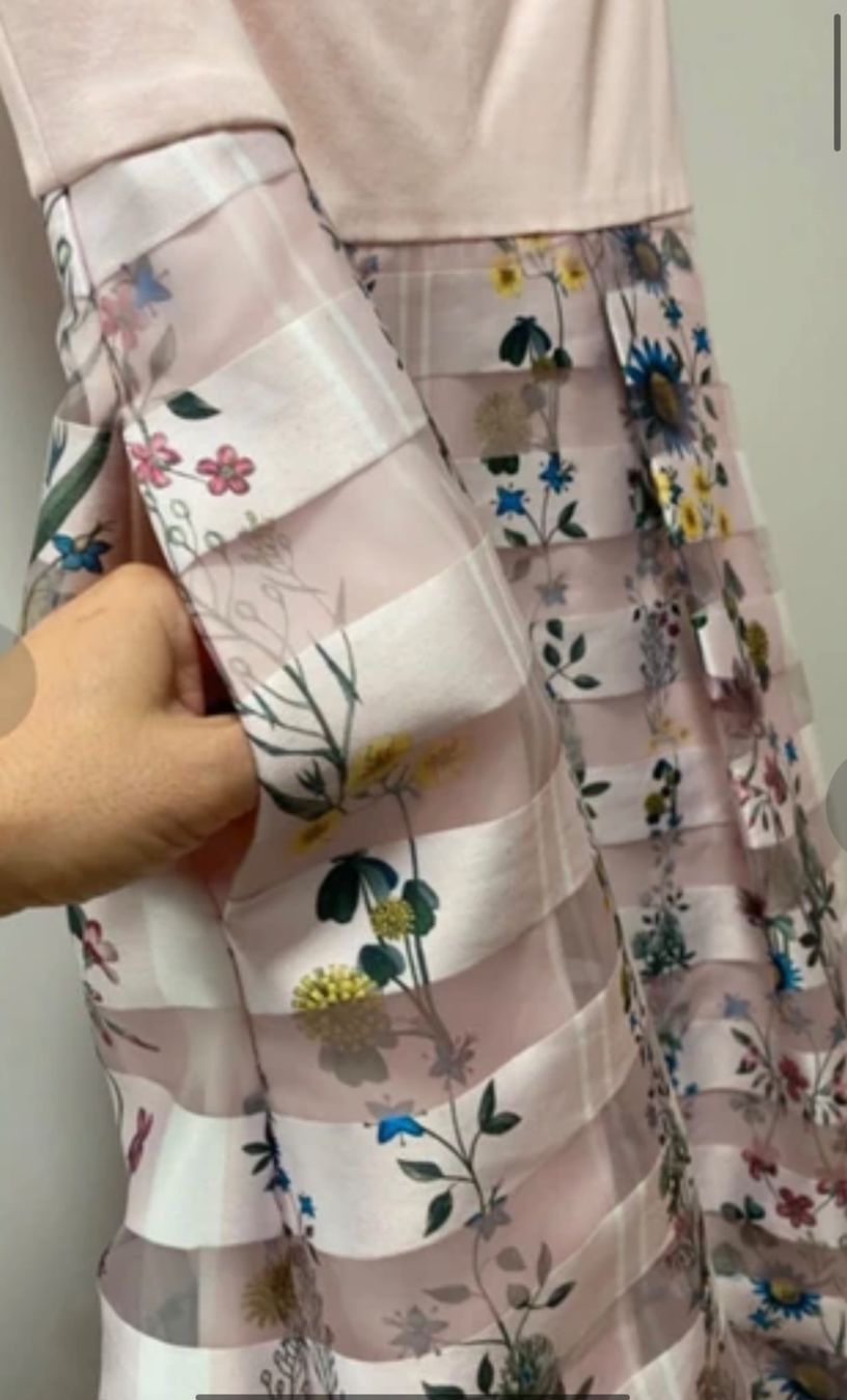 Ted Baker Vestiti: Ted Baker Kleid Grösse 3 – Usato da Oberwil BL venduto da BG-Verkauf 2