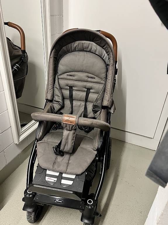 Hartan Poussette: Hartan GTS Kinderwagen – D'occasion à Schleitheim par Chrono1815 3
