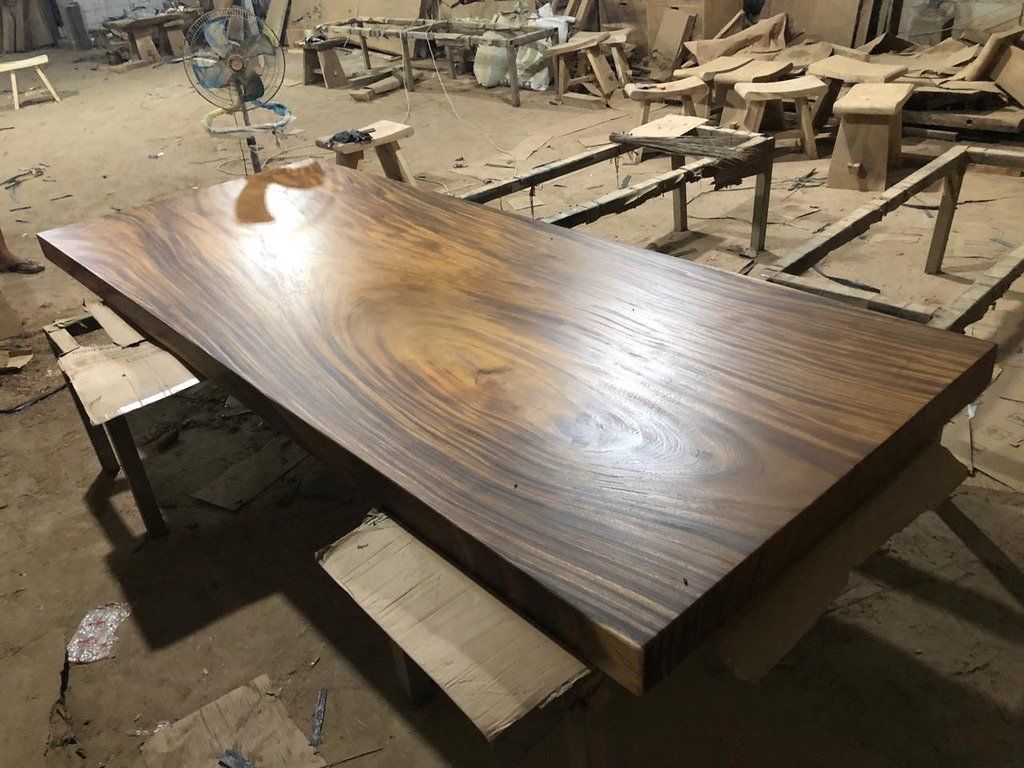 Tische: Tisch Baumscheibentisch Esstisch Soar Holz Baumstammtisch – Neu und originalverpackt aus Daisendorf von Wohn-Kult 2