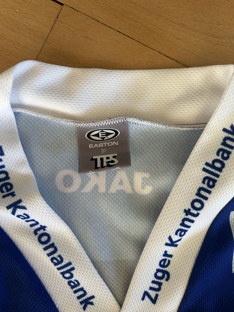 Maillots de corps & Pantalons: EVZ, Zug, Björn Christen, 7, Matchworn – D'occasion à Castrisch par Conymat 2