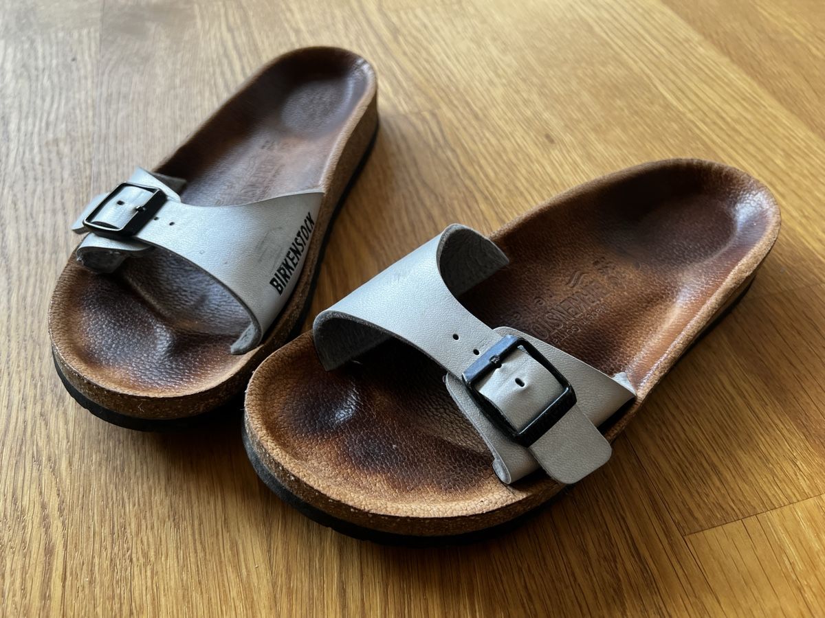 Birkenstock Scarpe da uomo: Birkenstock, silber, Gr. 38, schmal – Usato da St. Gallen venduto da aljaba 1