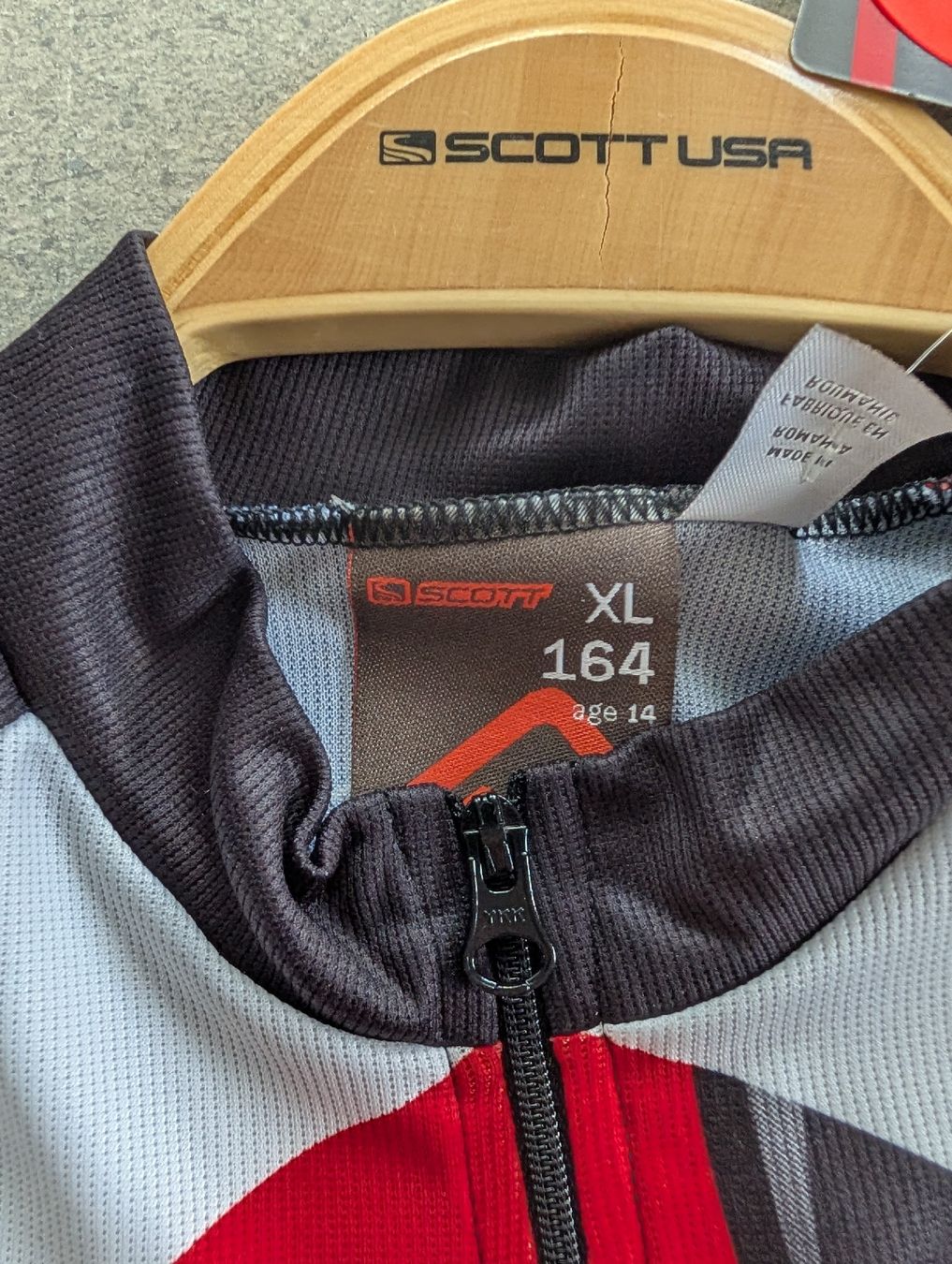 Scott Scarpe, pantaloni & magliette da ginnastica: Velotrikot Gr 164, neu – Nuovo (secondo la descrizione) da Kirchberg SG venduto da kar_5rtl 2
