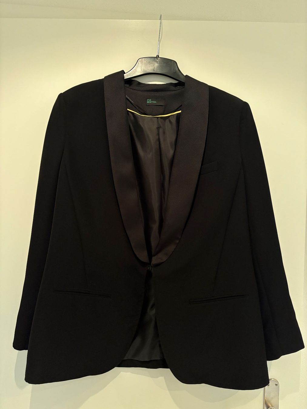 Benetton Jacken: BENETTON Blazer - Elegant - Size 42 CH – Gebraucht aus Muzzano von Sidney_3