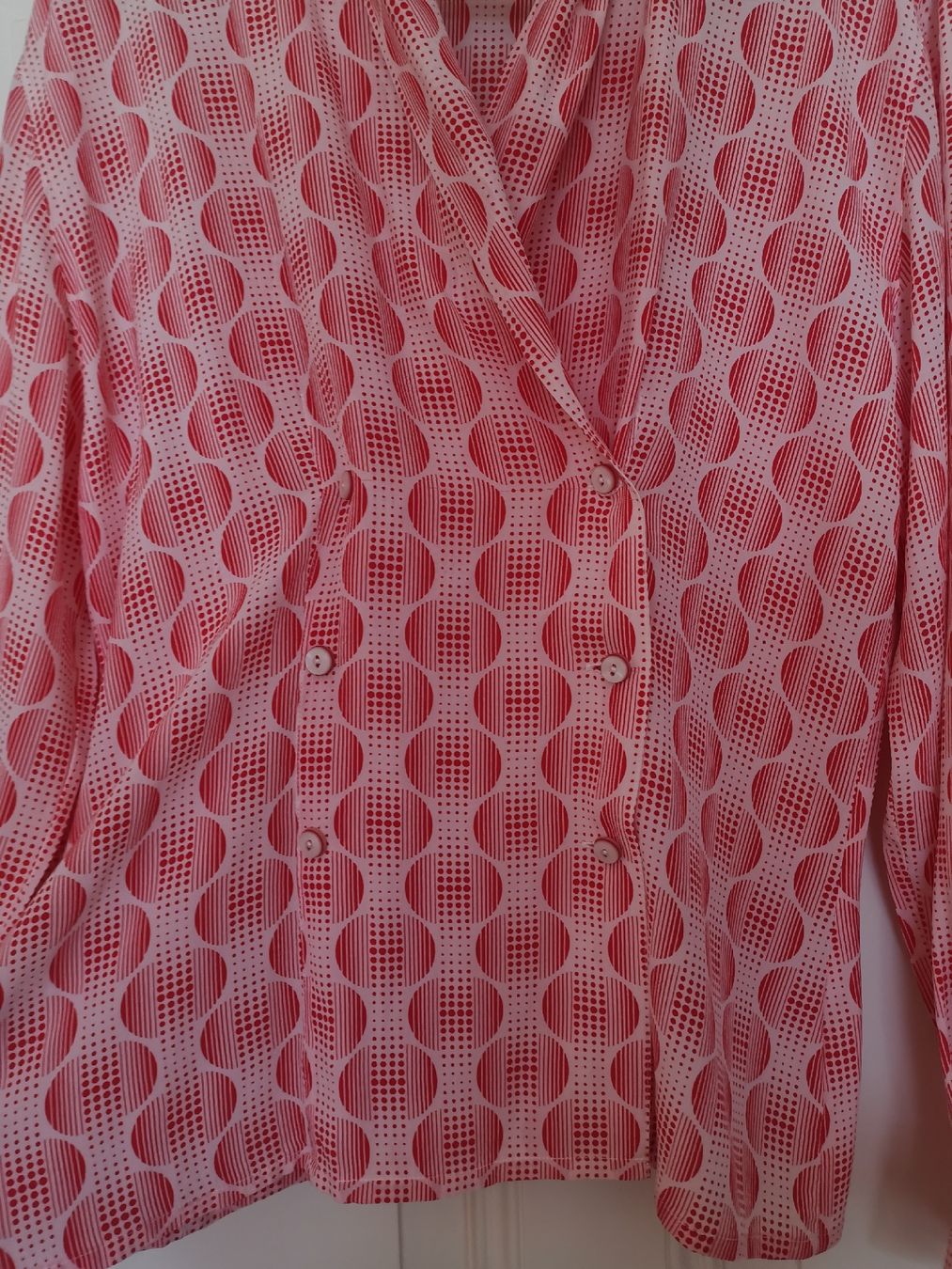 Escada Camicette: Escada Seidenbluse  – Usato da Uerikon venduto da pink_flamingo 2