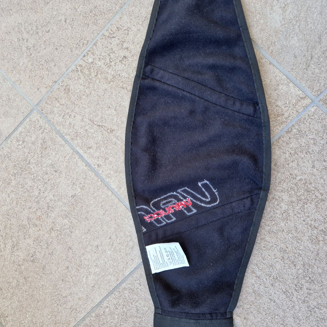 Vanucci Lotti di vestiti: Nierengurt Vanucci und Halstuch – Usato da Nendeln venduto da Zopfie_ 4