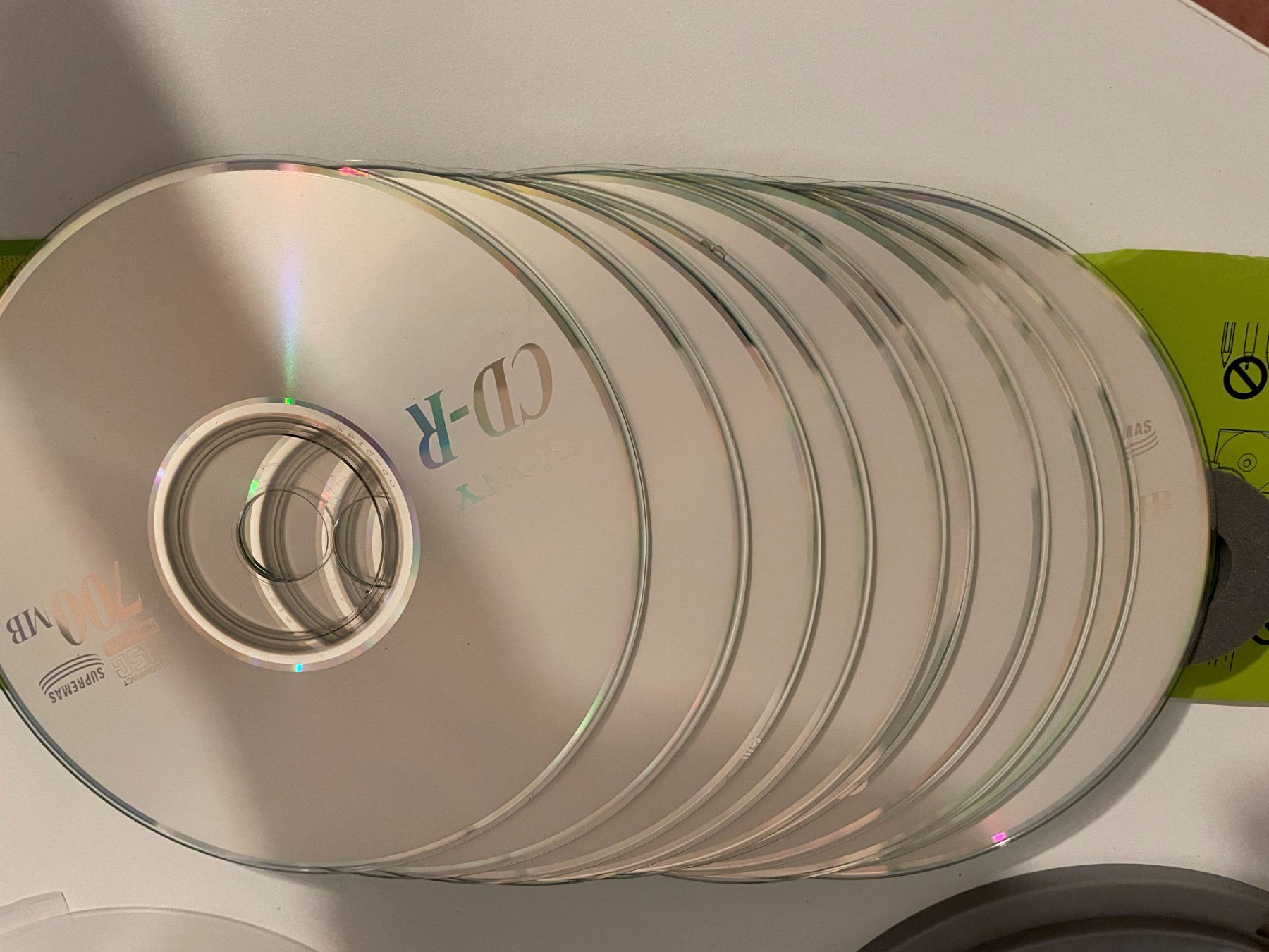 CD & DVD vergini: Lot de 10 CD-R Sony – Nuovo (secondo la descrizione) da Petit Lancy venduto da gil_hr6v 3