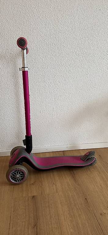 Kickboard: Globber Trottinett Pink 3 Räder – Usato da Hettlingen venduto da sch_gr5s