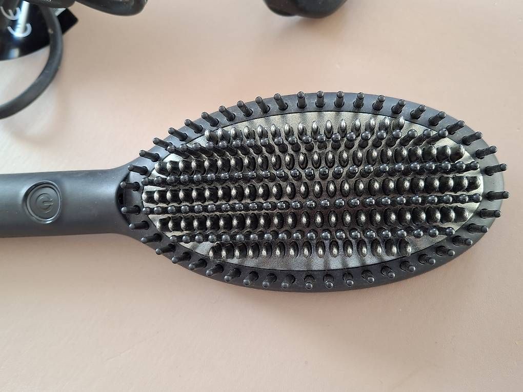 Altro per la cura dei capelli: ghd brosse lissante – Usato da St-Cergue venduto da ste_bjn2 2