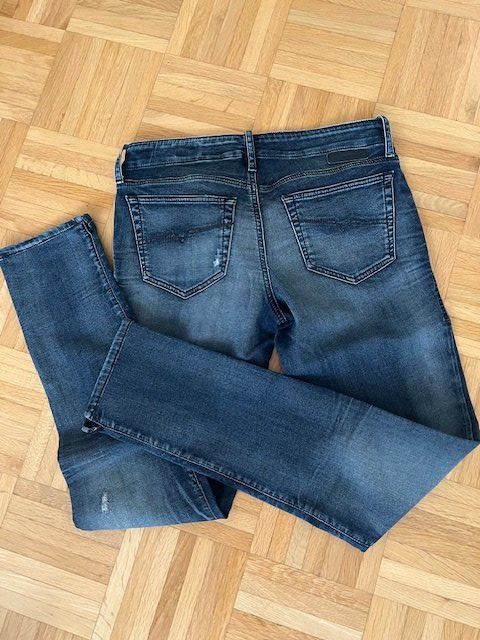 Diesel Jeans: "Diesel" Jeans Denim Gr. 29 = Gr. 37 – Nuovo (secondo la descrizione) da Walenstadt venduto da ricamul 5