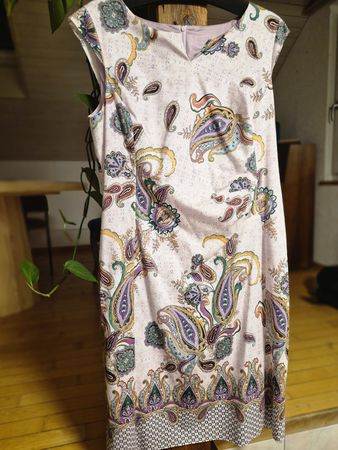 Kleid Gerry Weber mit Paisleymuster in Rosa Gr M