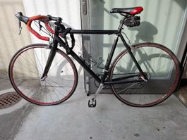 Rennrad 56 cm – Shimano Ultegra, Mavic Helium, Carbon-Gabel 