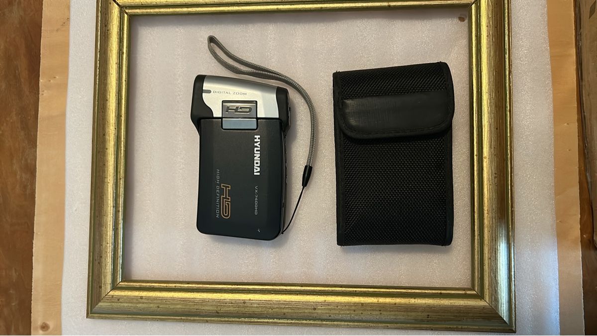 Caméscopes: Videocamera Hyundai VX-780HD – Défectueux à Caslano par iguidice01