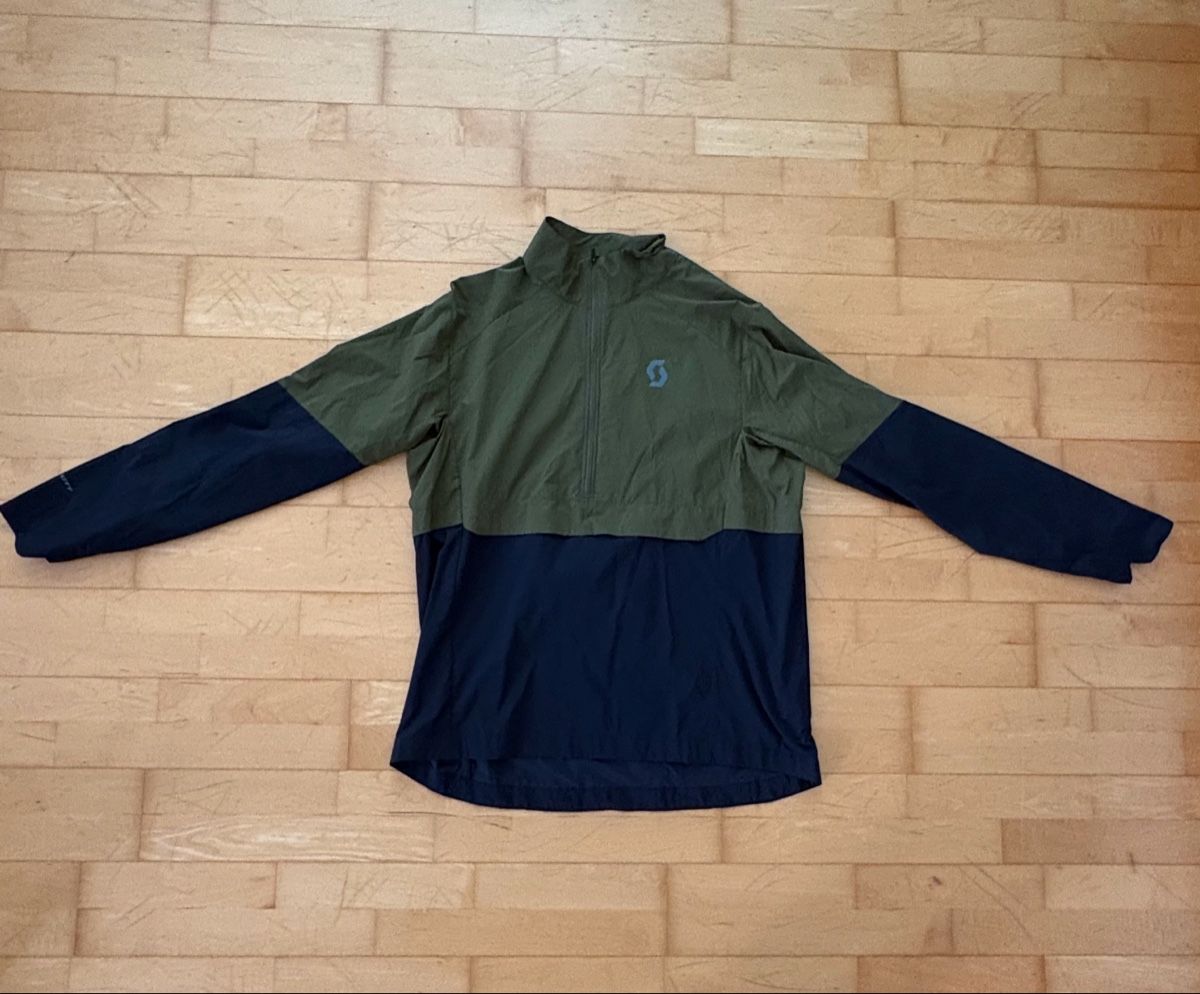 Scott Vestes: Scott Sports Windbreaker Grösse L  – D'occasion à Reichenburg par jonesmann