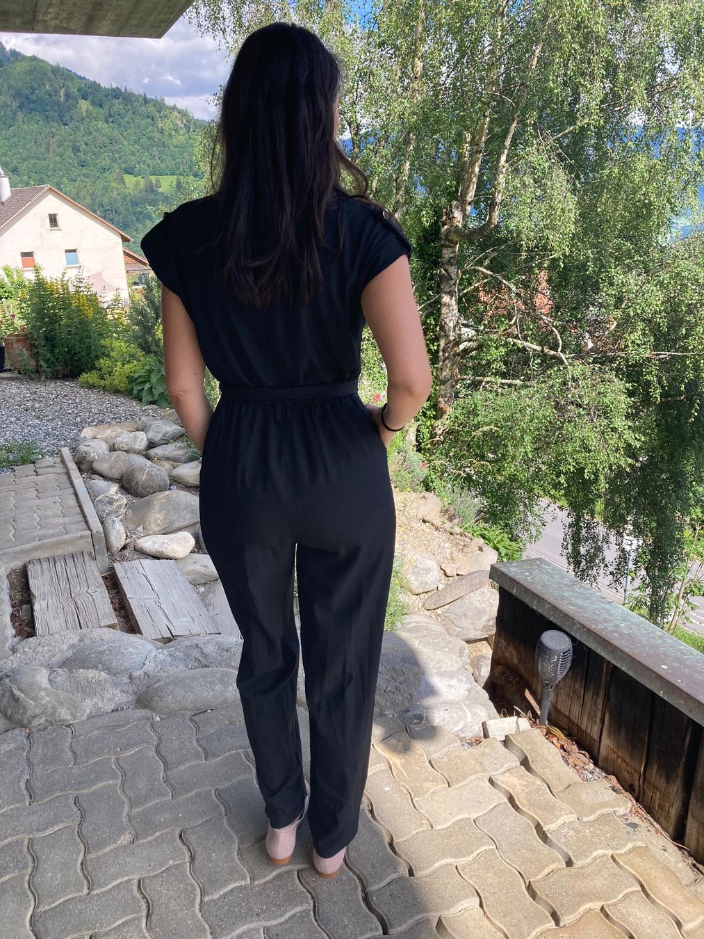 Tute: Overall Jumpsuit M schwarz – Usato da Seewis Dorf venduto da reddragon02 1