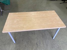 Table de bureau ou autre