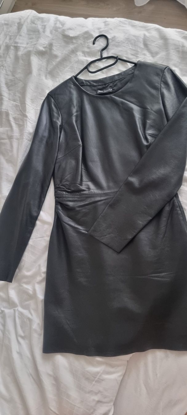 Zara Vestiti: Robe en cuir taille S – Nuovo (secondo la descrizione) da Renens VD venduto da Iepurica19avril
