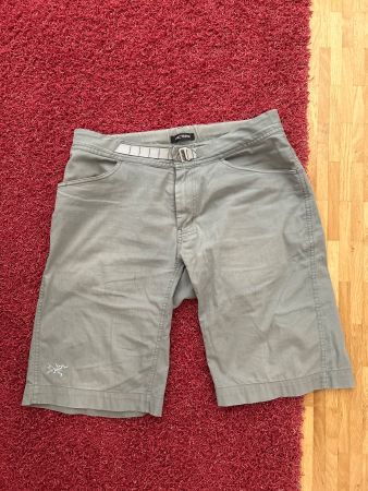 Shorts Arc'teryx gris homme taille 32, relaxed fit
