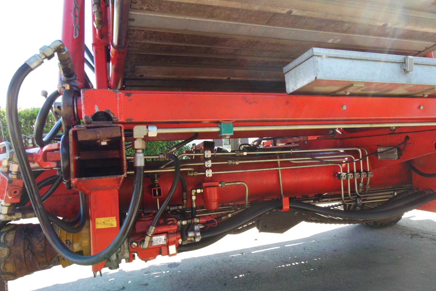 Tutte le macchine: ARRACHEUSE À POMME-DE -TERRE SAMRO SUPER RB – Usato da Avenches venduto da Brocadou 7