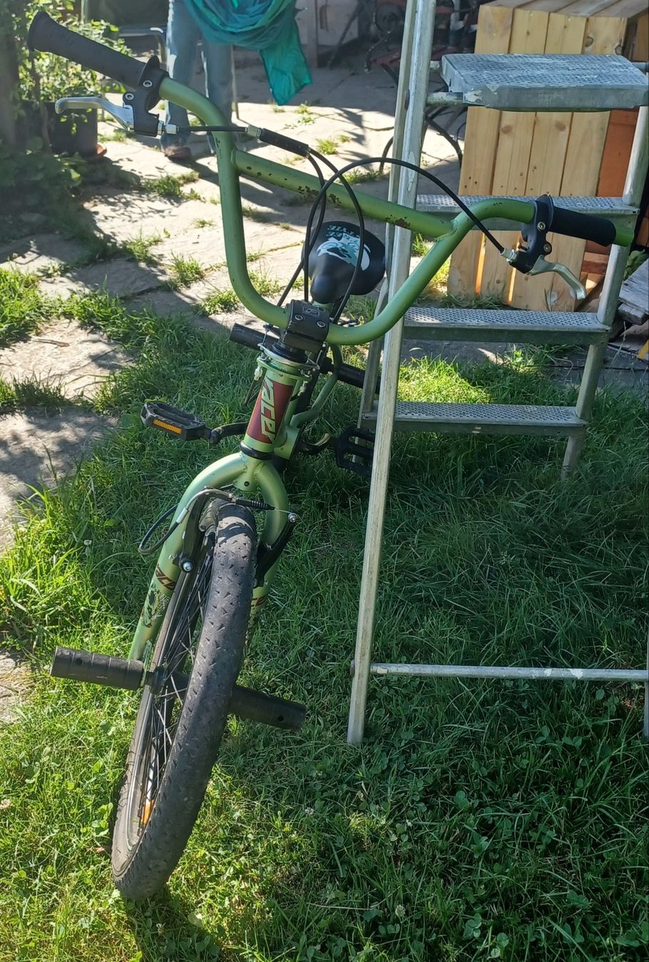 Biciclette: BMX – Usato da Wattwil venduto da betzybee 5