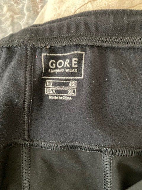 Pantaloni: Laufhose/Running Tights – Usato da St. Gallen venduto da Geoka 1