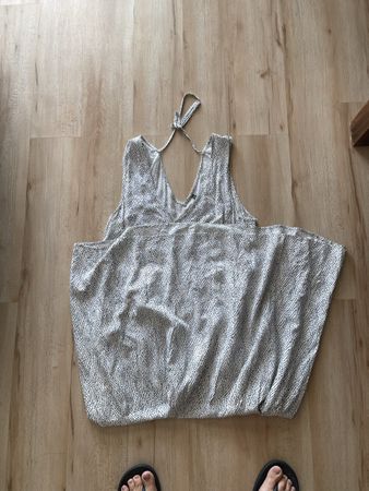 Robe longue femme imprimé blanc/noir dos nu L bon éta