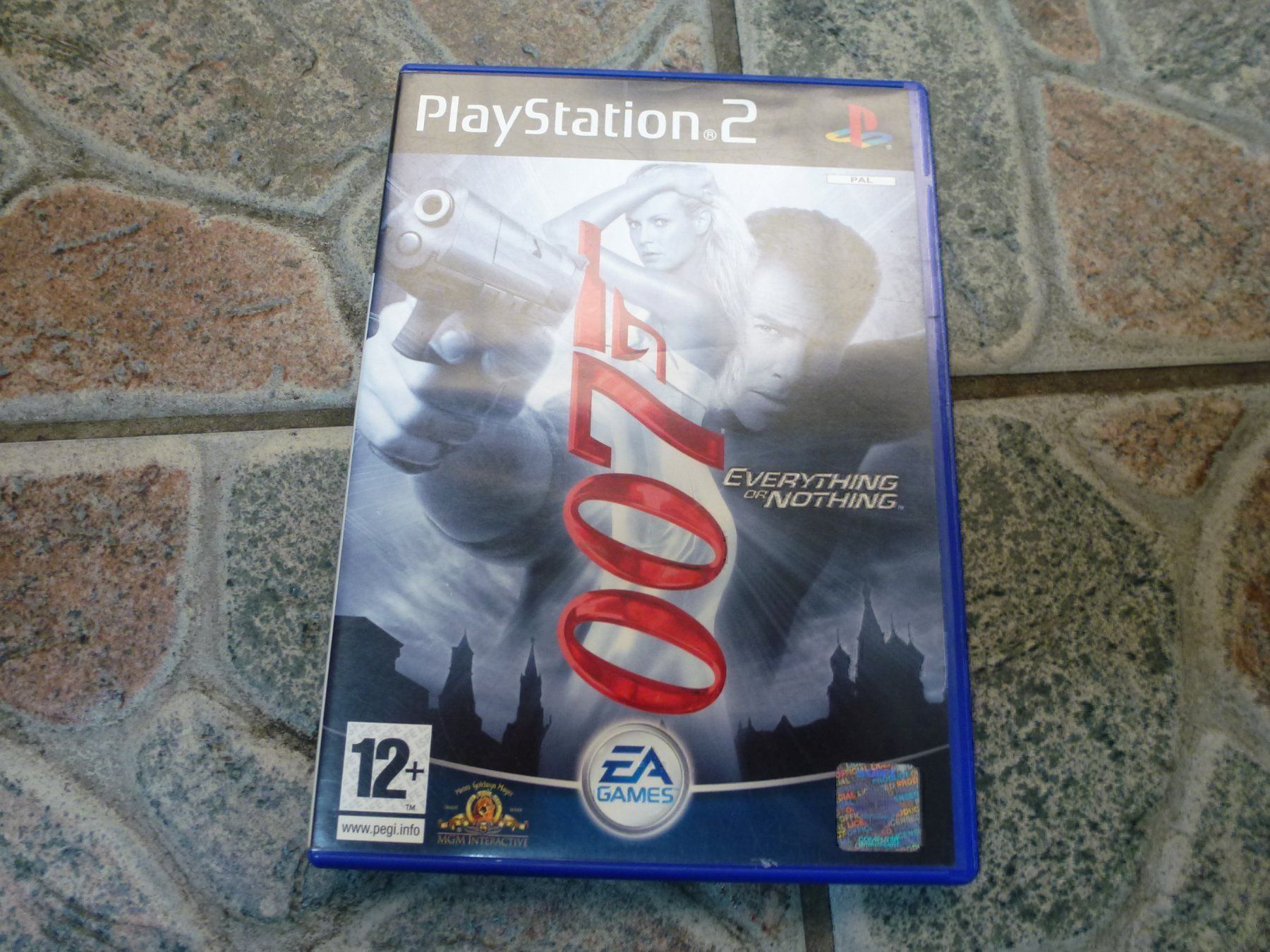 Sony Giochi: James Bond 007 Everything or Nothing PS2 – Usato da Olten venduto da Disc-Ausverkauf