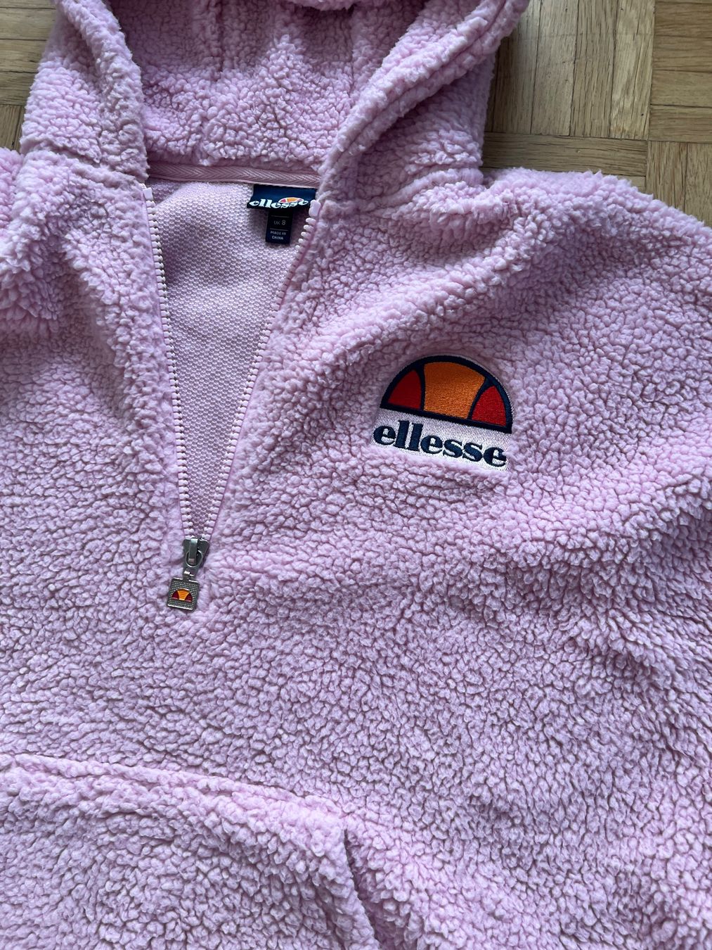 Ellesse Maglioni & Felpe: Ellesse oversize Teddy Pullover -  grösse 36 – Usato da Effretikon venduto da YaMn 3