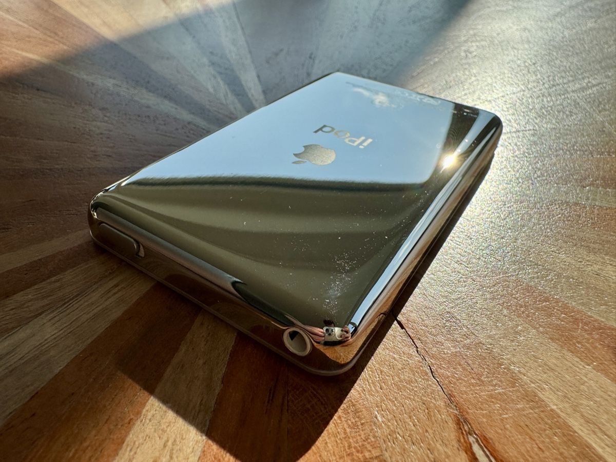 Apple Lettore multimediale portatile: Refurbished! iPod classic 6 80GB mit OVP Silber – Usato da St. Gallen venduto da hae_6rmh 7