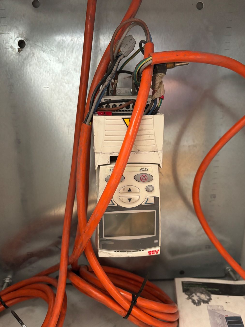 Wasu Smerigliatrici & Lucidatrici: Polierbock, Schleifbock Wasu Schleifmaschine – Usato da Winterthur venduto da ReUse_Baumarkt 4