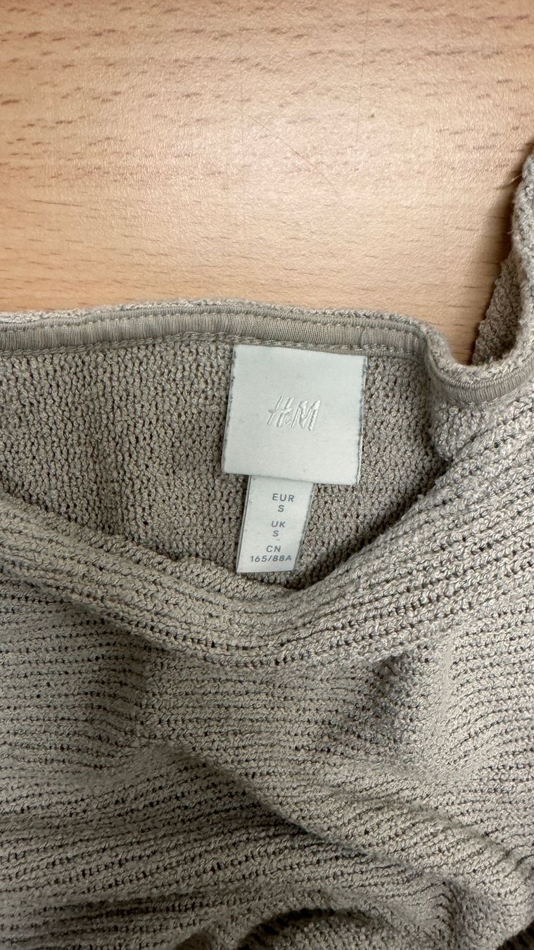 H&M Maglioni & Felpe: H&M Strickpullover, Grösse S, beige, super Zustand! – Usato da Ostermundigen venduto da Vangiolillo 2