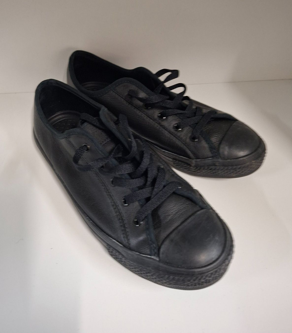 Converse Scarpe da donna: Converse schwarze Sneaker Gr. 37 – Usato da hombrechtikon venduto da Marijo 3