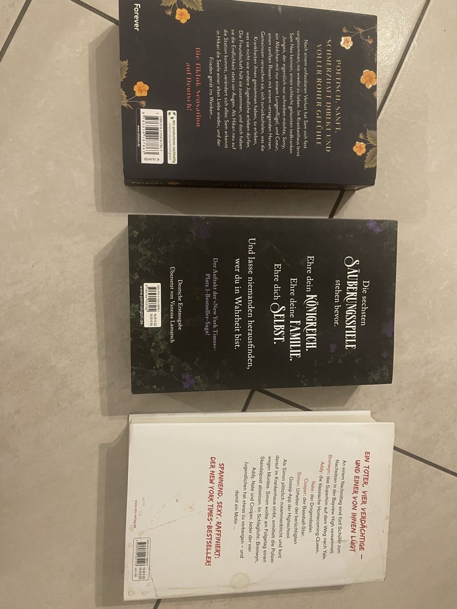 Libri: Spannende Jugendbücher: "Powerless" + 2 andere – Usato da Bremgarten AG venduto da Larissa12345 1