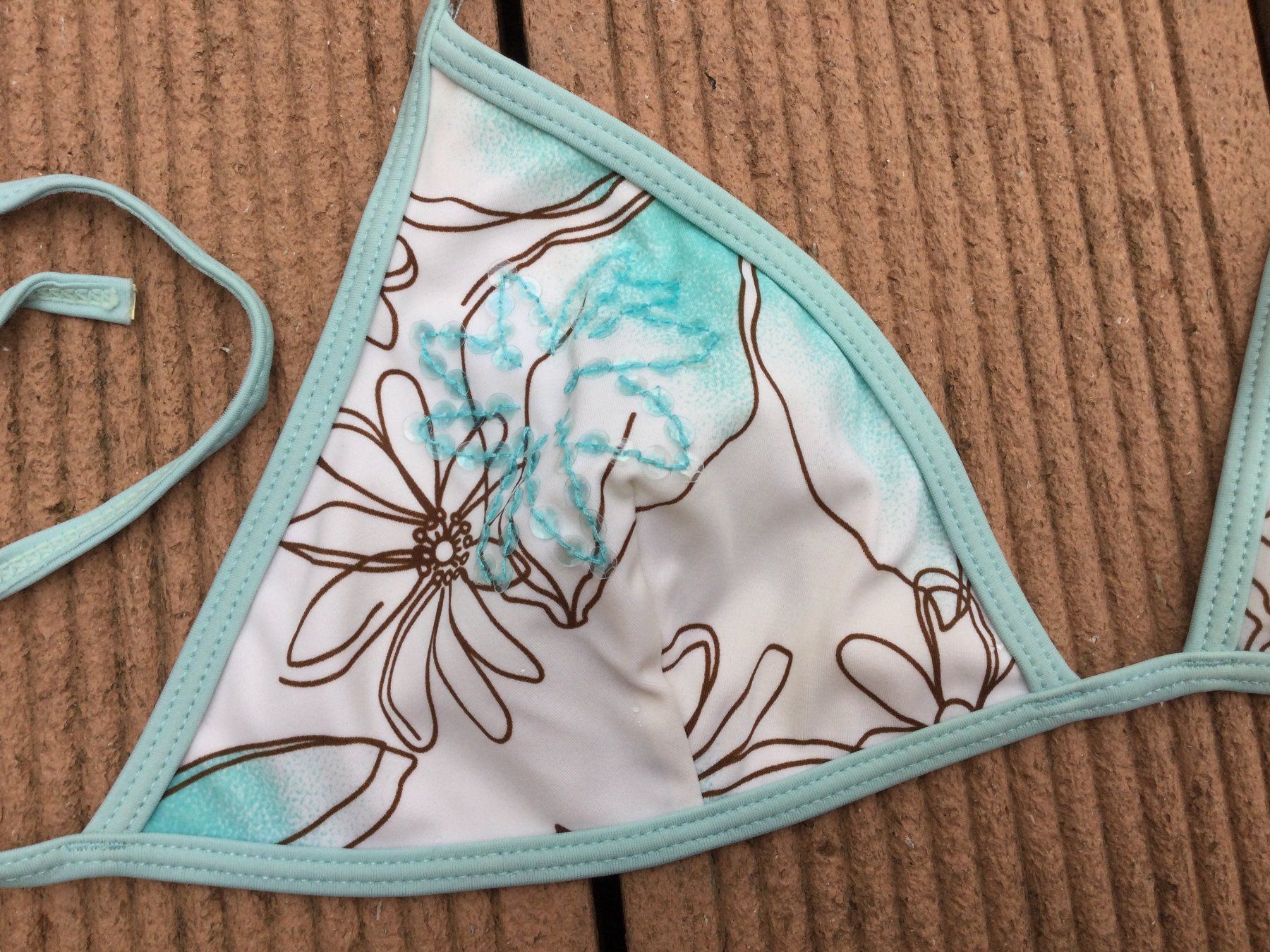 Costumi da bagno & Bikini: Maillot de bain/Bikini motifs fleurs & sequins, taille M – Usato da Agiez venduto da chouchanelle 6