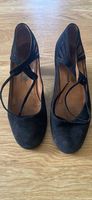 Schuhe mit Absatz Leder 36