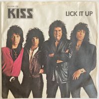 KISS - LICK IT UP
